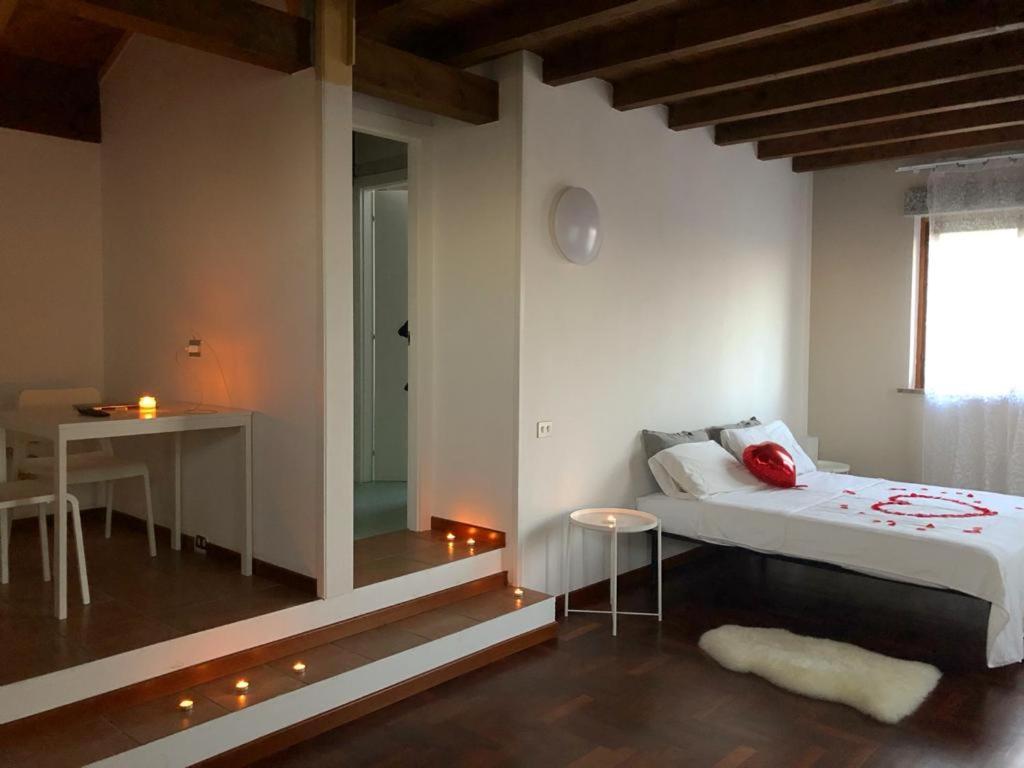 Bed and Breakfast Attico By Marconi 11 Besozzo Экстерьер фото